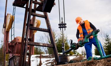 ОПЕК+ сообщил о резком падении добычи нефти в январе