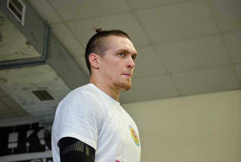 Боксер Александр Усик Боксер Александр Усик