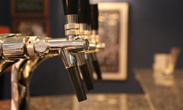 Тысячи баров могут закрыться в Питере из-за нового закона