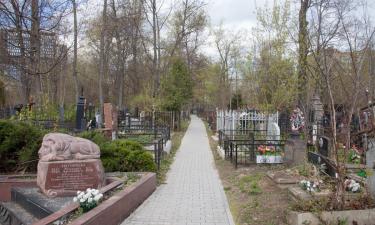 Удручающее состояние: Андрей Малахов нашёл заброшенные могилы звёзд советского кино