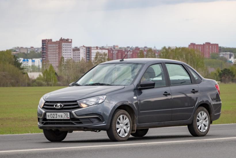 Lada Granta (2018 facelift) in Tomsk 01 Lada Granta (2018 facelift) in Tomsk 01
