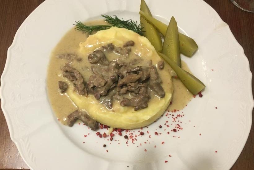 Бефстроганов (мясное блюдо) Бефстроганов (мясное блюдо)