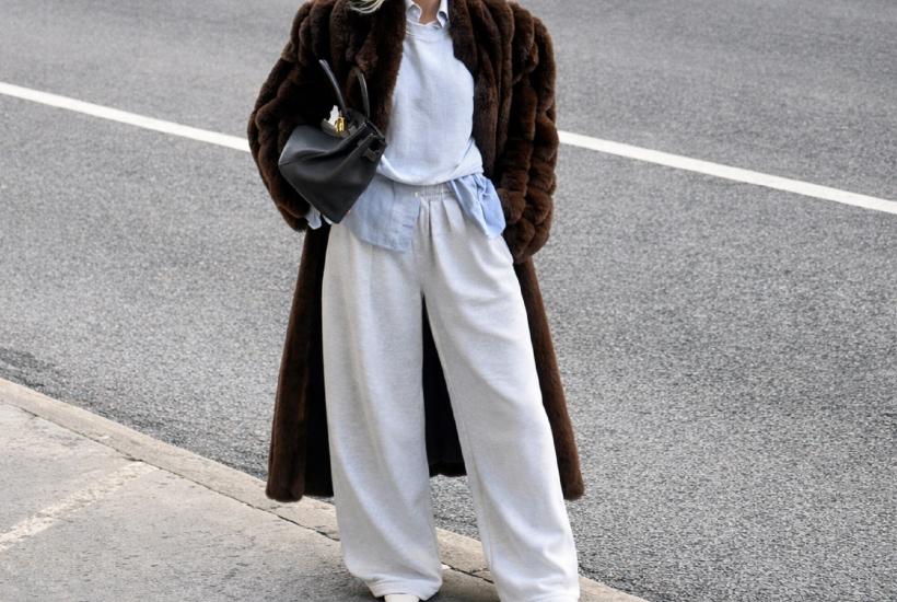 Широкие спортивные брюки