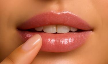 Регулярный пилинг губ снижает сухость и шелушение в холодное время года — Lady Like