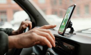 Опасный USB: зарядка, которая может стоить вам безопасности в арендованной машине