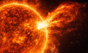 Редкий класс взрывов вернулся: на Солнце запущен сценарий, которого давно не было