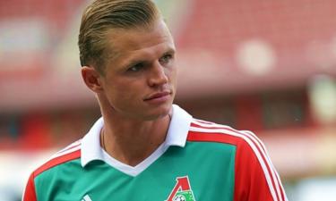 Скандал с перепиской: Дмитрий Тарасов уверяет в любви к жене после обвинений