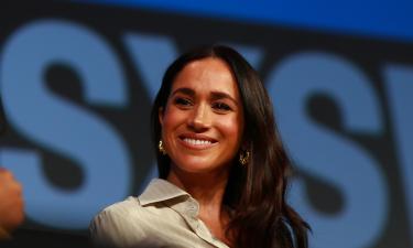 Меган Маркл угодила в новый скандал: неудачный жест герцогини в парижском лимузине