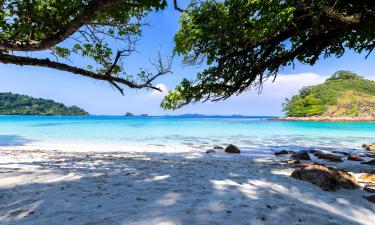 Ксамил в Албании вошёл в топ самых красивых пляжей мира в 2025 году по версии Enjoytravel