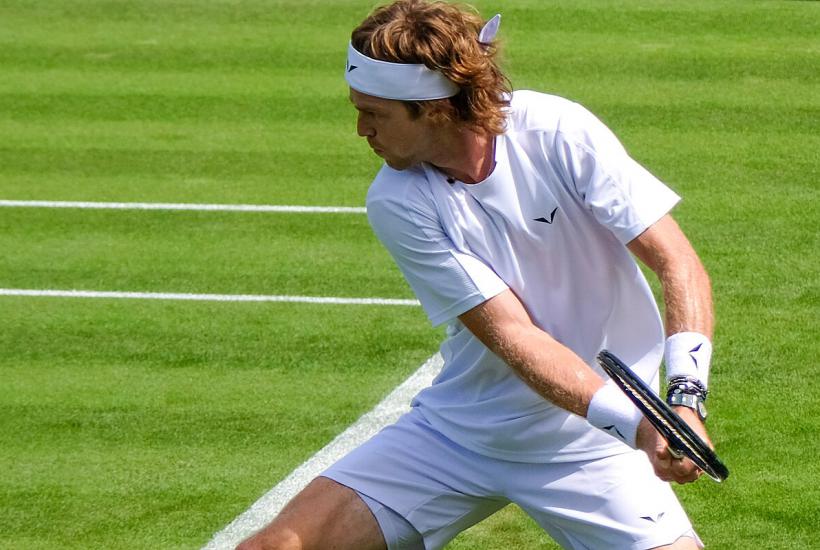 Уимблдон впервые пройдет без линейных судей — их заменит новая технология