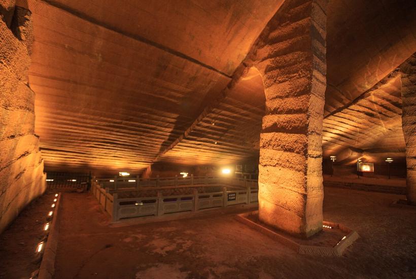 Пещеры Лунъю