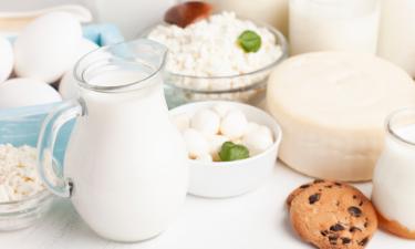 Обезжиренные продукты мешают усвоению кальция – диетолог Белоусова