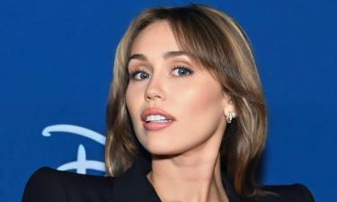 Начала разлагаться: Майли Сайрус рассказала о проблемах со здоровьем