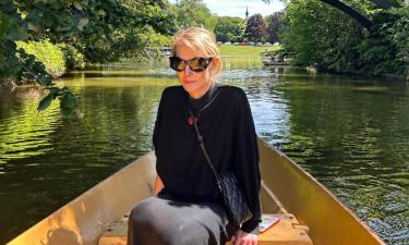 Рената Литвинова заинтриговала поклонников траурным образом из Парижа