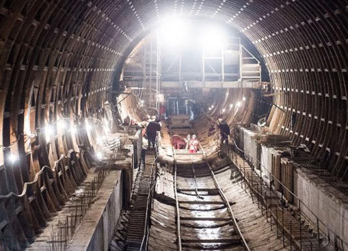 Смольный "затягивает" процесс развития метрополитена в Петербурге