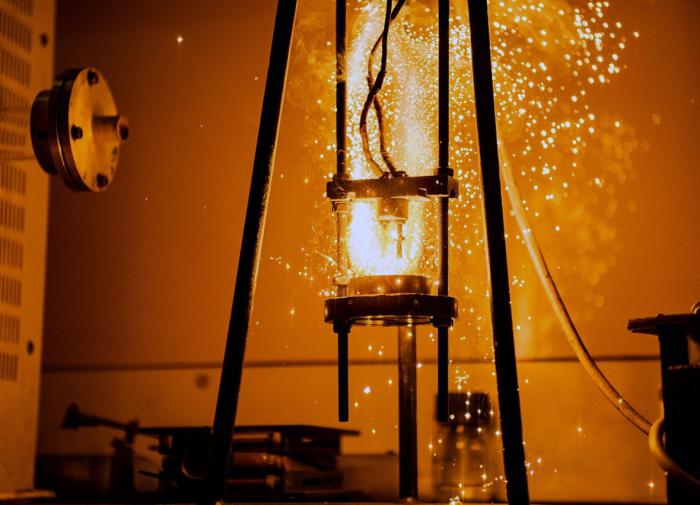 Испытание огнем: В НИТУ МИСИС создали сверхпрочные защитные покрытия для высокотемпературных металлов