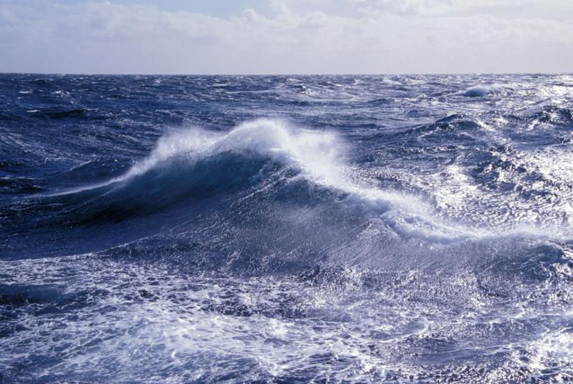 Море