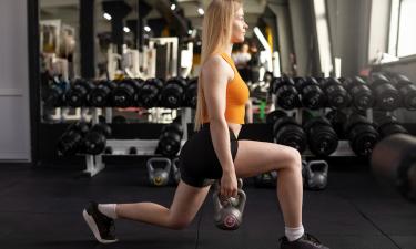 Правильная техника гоблет-приседаний улучшет работу кора — Прыгунов