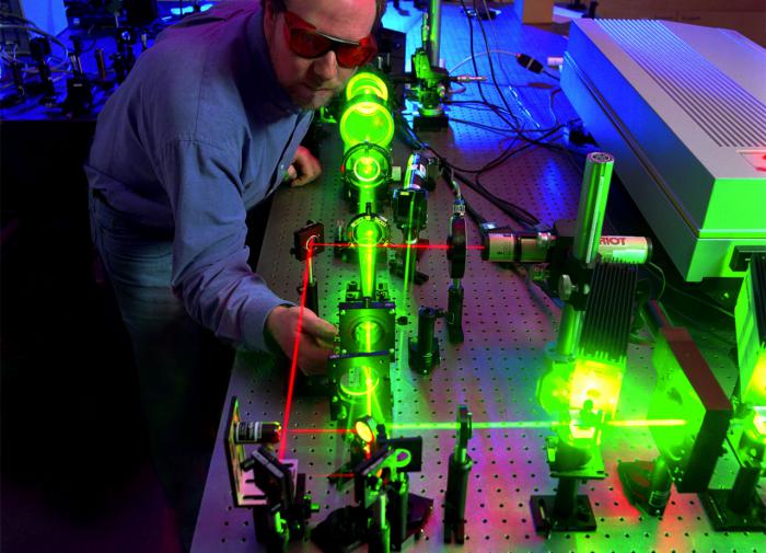 В Сибири исследуют лазером выращенные на Кубани бариевые кристаллы