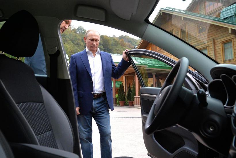 Lada Vesta и Владимир Путин