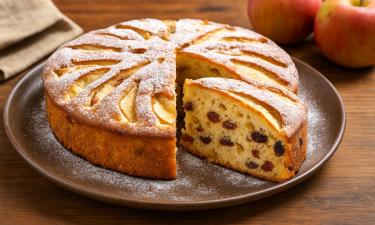 Обваливание изюма в муке удерживает ягоды в тесте сверху — кондитеры