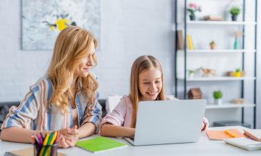 Экранное детство: правила, которые помогут родителям не проиграть технологиям