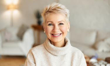 Увлажняющие текстуры улучшают макияж после 50 — сообщает VWoman