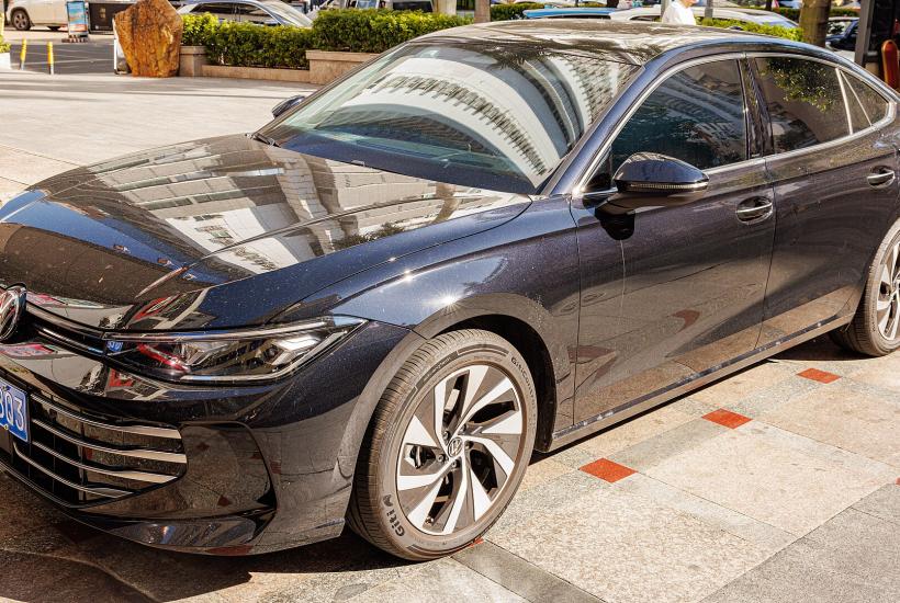 Volkswagen Passat PRO