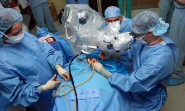 Жизнь на волоске: военкора Войткевича экстренно оперируют — подробности