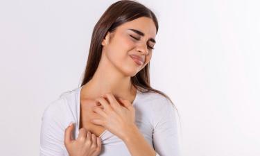 Боль в спине и зуд связали с ранними признаками рака поджелудочной