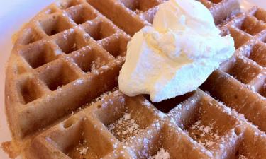 Всего 3 ингредиента для идеальных банановых вафель: готовим ЗОЖ-десерт за 10 минут