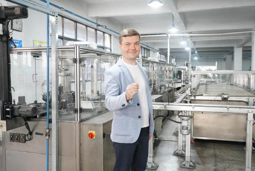 Денис Корнилов, доктор технических наук, основатель первого завода гальванических батареек в России Денис Корнилов, доктор технических наук, основатель первого завода гальванических батареек в России