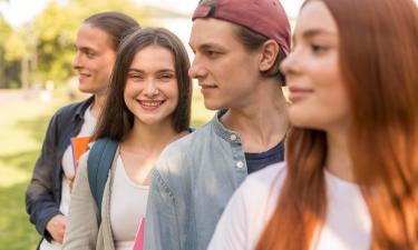 Невидимый механизм, который формирует привычки: почему вы невольно копируете поведение окружающих