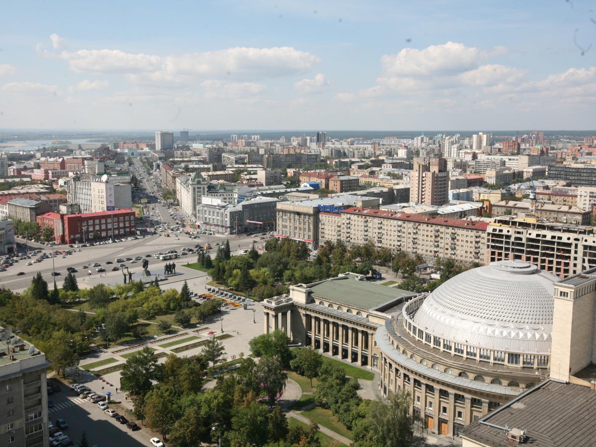 Депутатский голод: председатель новосибирских пенсионеров объявил войну однопартийцам