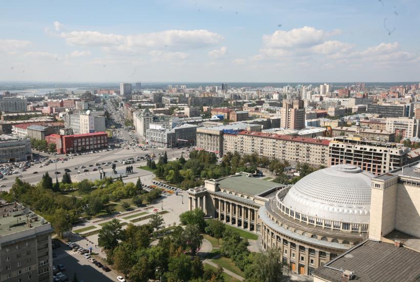 Депутатский голод: председатель новосибирских пенсионеров объявил войну однопартийцам