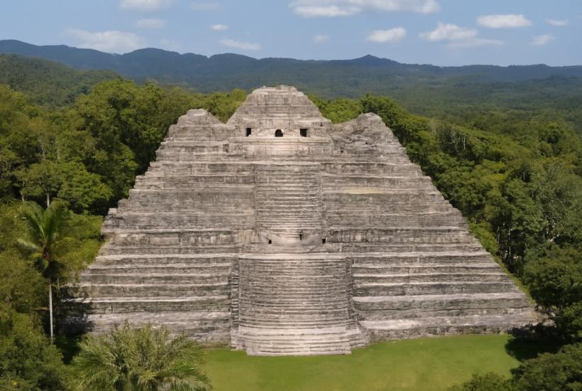 Гробница первого царя Те-Каб-Чаака