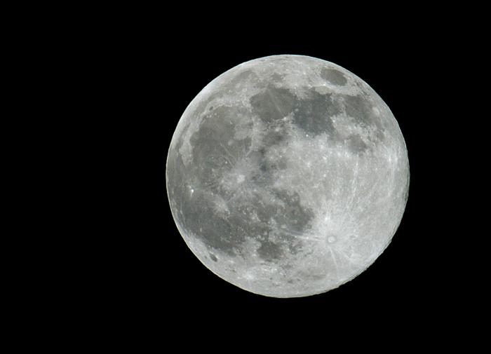 Лунная пыль ядовита для человека