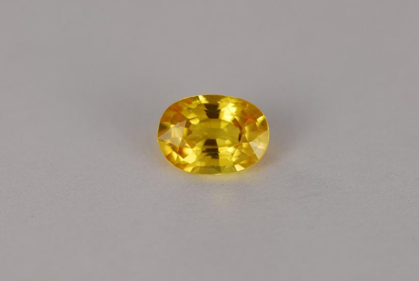 Драгоценный камень