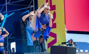 Ольга Бузова и Тимур Батрутдинов устроили романтический поцелуй на шоу