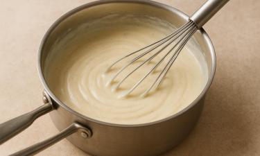 Томлёный лук улучшает вкус и текстуру соуса бешамель — шеф-повар Джек Крофт