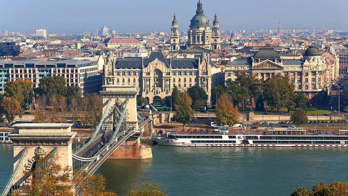 Конец орбанизма? Почему молодое поколение хочет смены власти в Венгрии