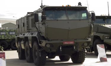 Автозаводы СССР, которые производили не только машины, но и военную технику