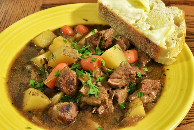 Тушёная картошка с мясом Тушёная картошка с мясом