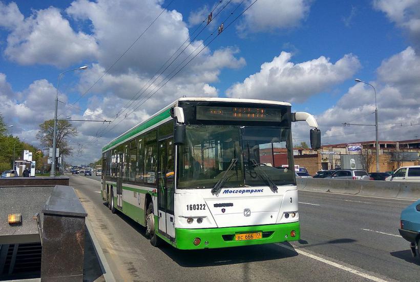 Автобус ГолАЗ-6228 в Москве