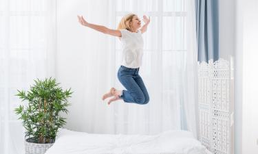 Прыжки помогают улучшить самочувствие в начале дня — Катерин Смит