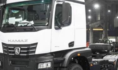 "КамАЗ" выпустил первый тягач 65956 семейства К5