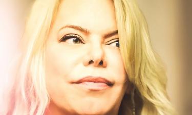 Стихотворный скандал: за что Поплавская раскритиковала обращение Лазаревой* к правоохранителям