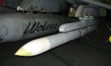 Пентагон празднует, но эксперты сомневаются: стоит ли верить в чудо-ракету AIM-120