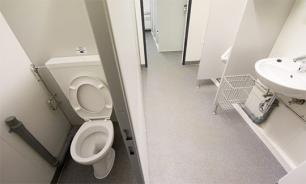 К гендерному прогрессу через общий туалет