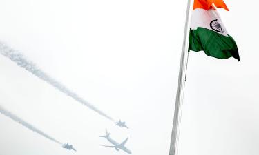 Индия не откажется от саммита с РФ под давлением США — политолог Барабанов